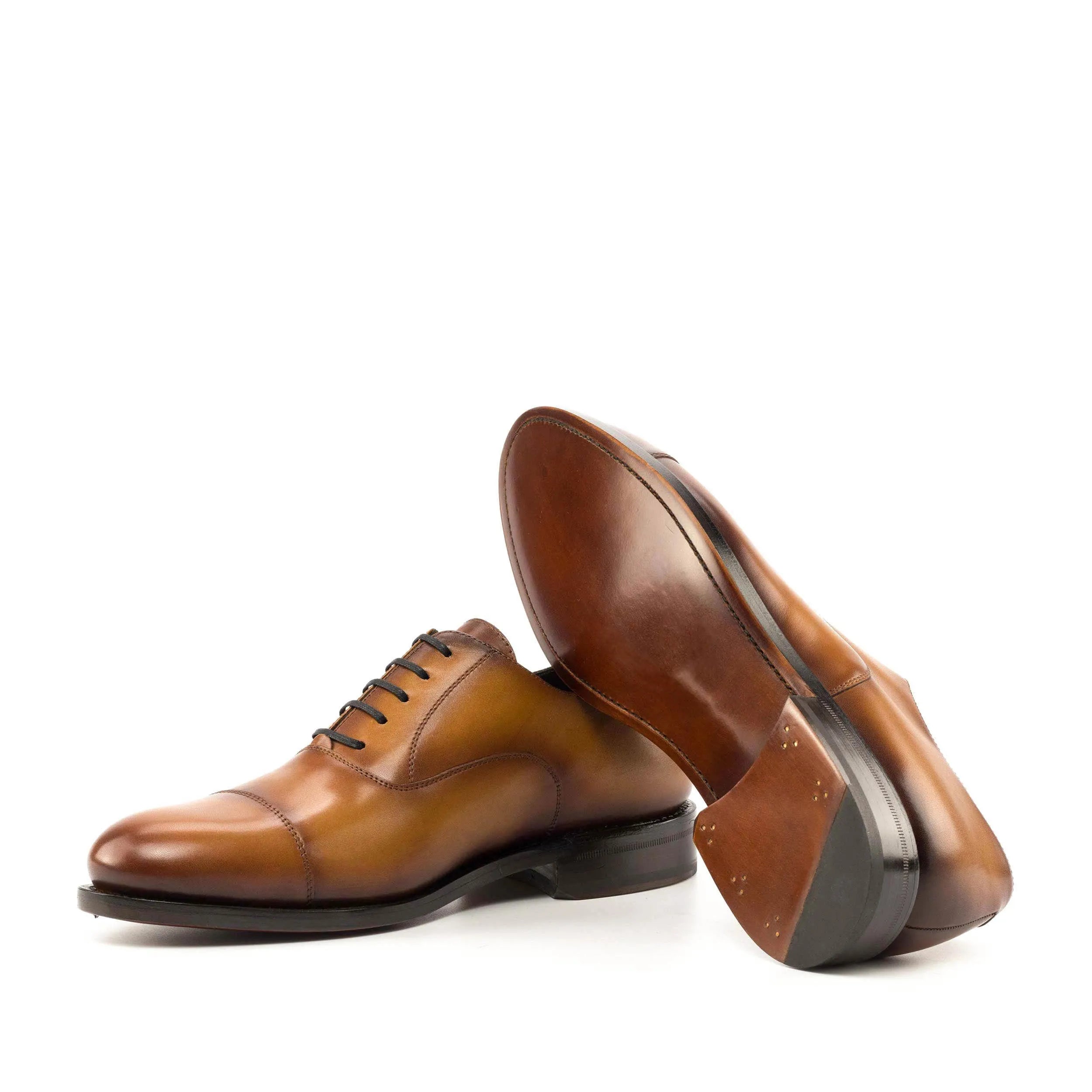 Pair of brown leather 6014 Oxford shoes with hand-painted patina