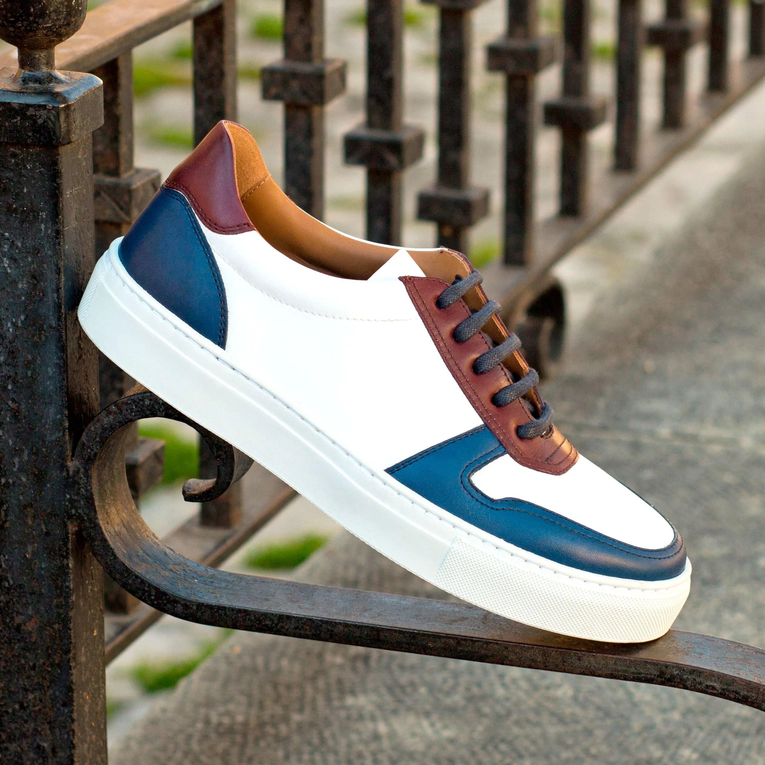 Georgia Ladies Trainer Sneaker II color-blocked painted calf back view