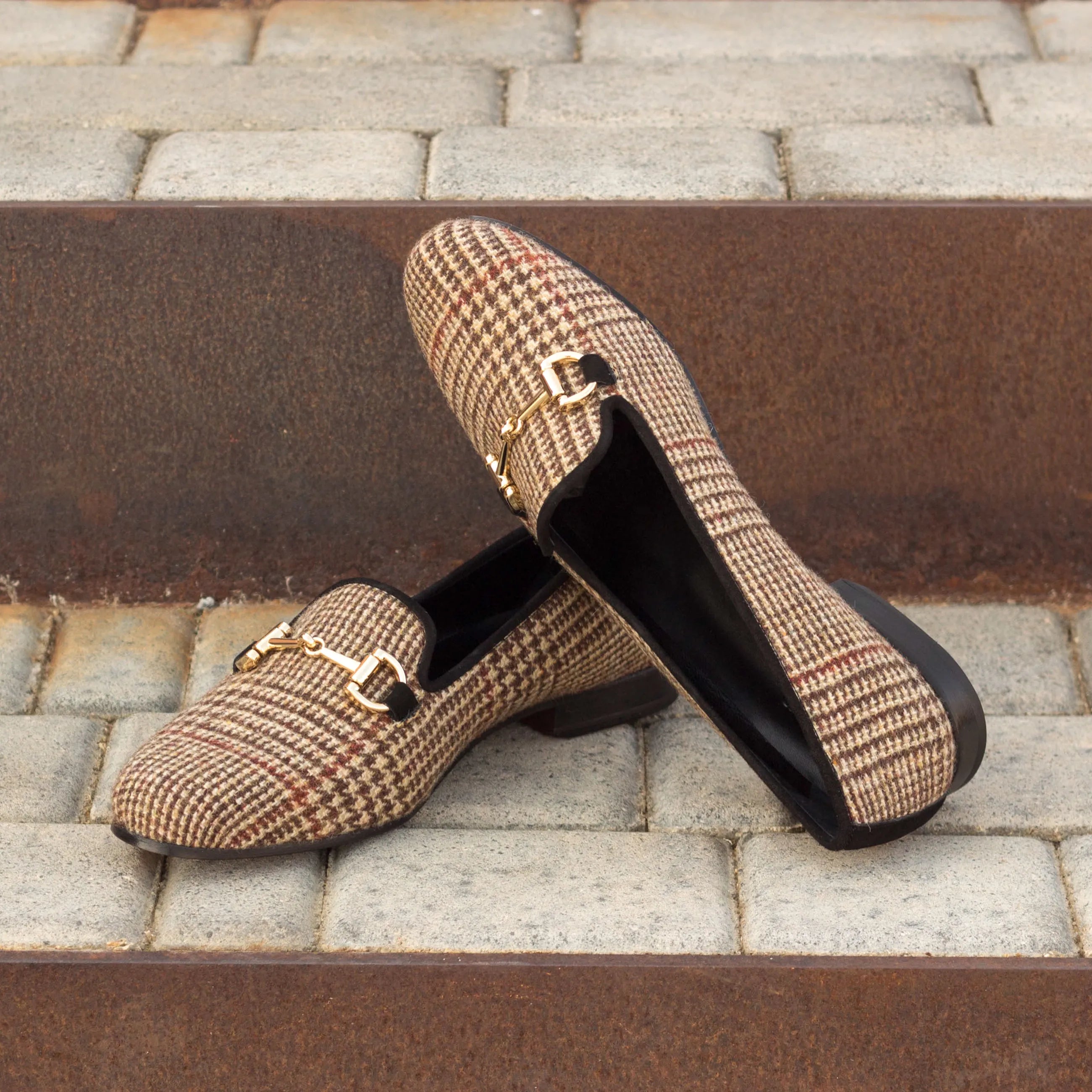 Georgia Rose womens tweed patterned slip-on loafers with gold hardware
