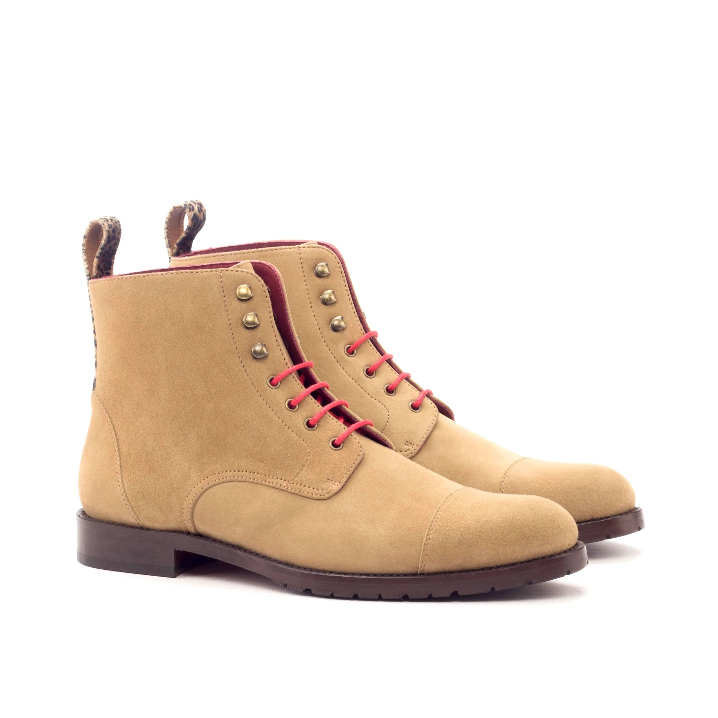 Lorrain ladies captoe boots in tan leather with cap toe detail
