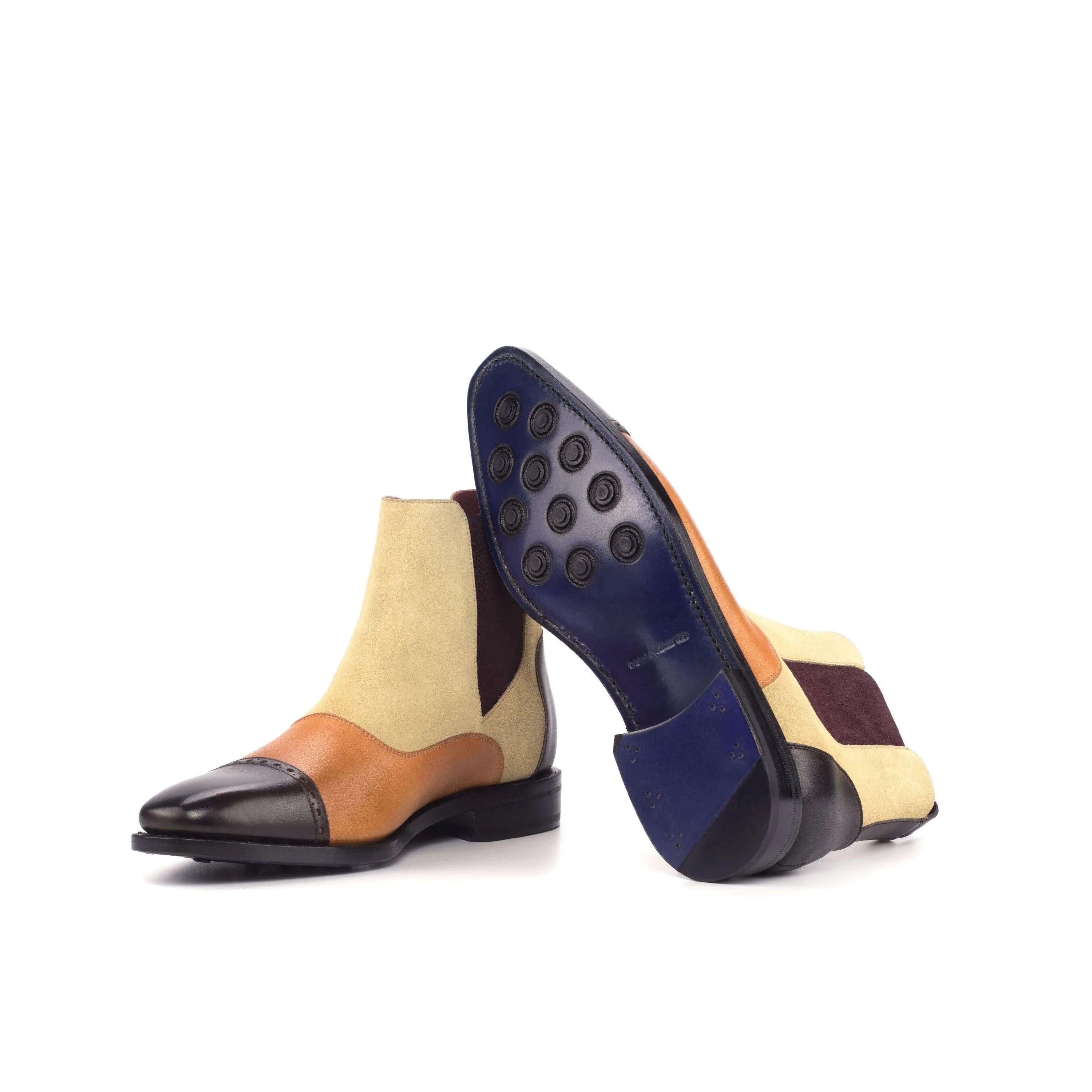 Chiva Chelsea boot with two-toned leather design