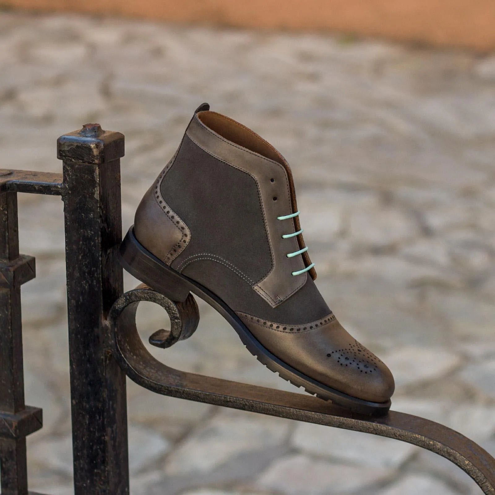 Elizabeth womens brogue boots II in brown leather and suede