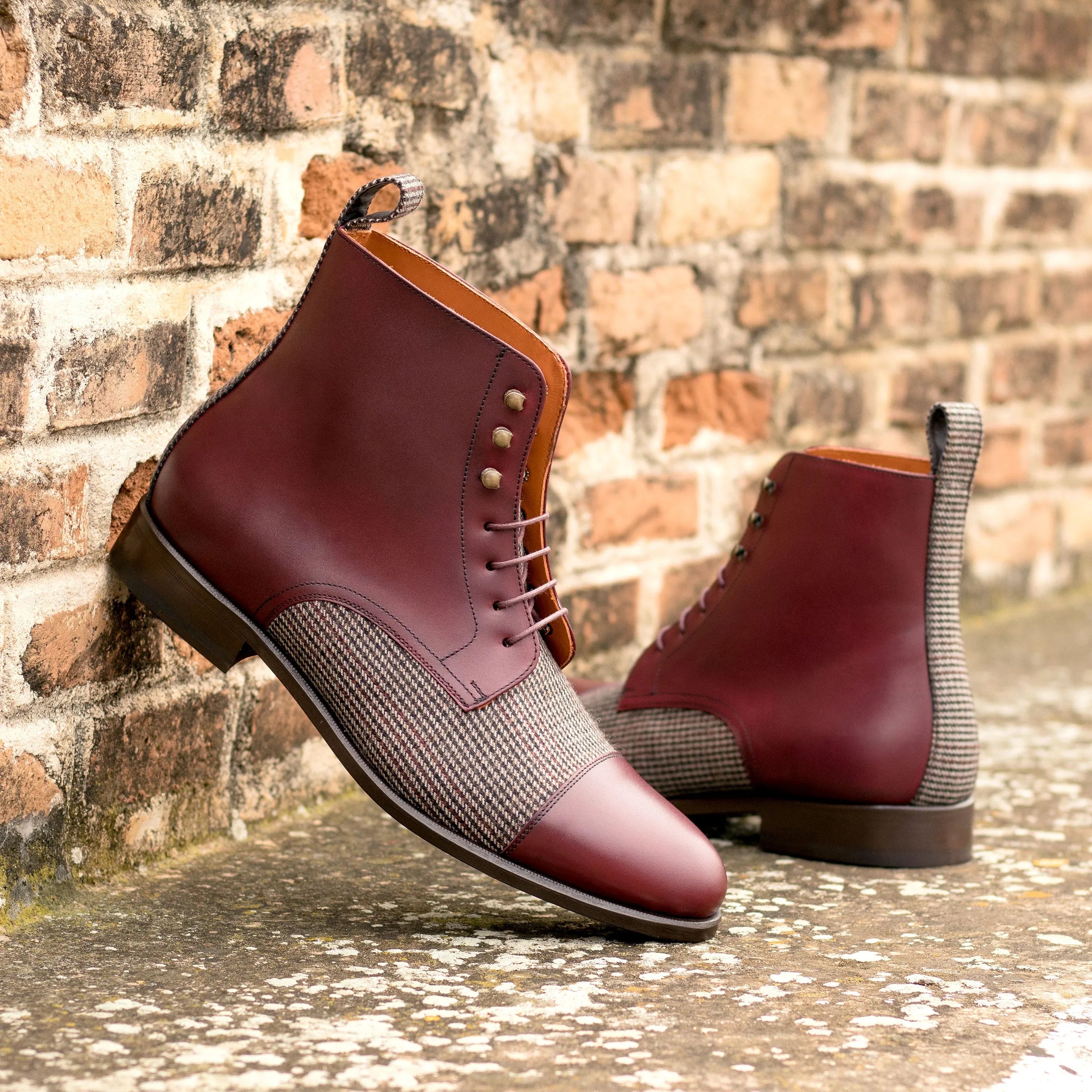 Fenrir Jumper Boots in burgundy leather and tweed
