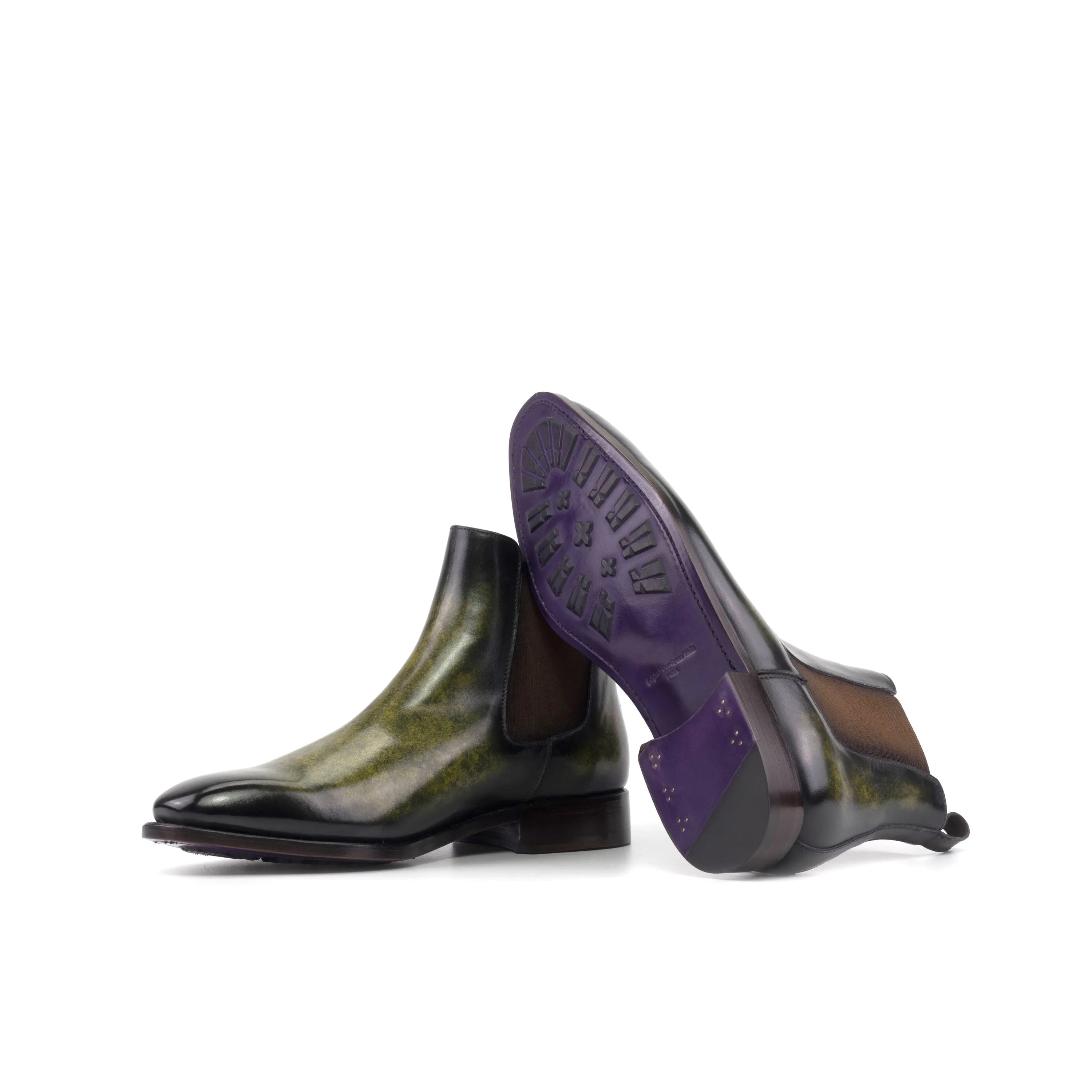 Ivoire Patina Chelsea boots in green black leather with purple soles