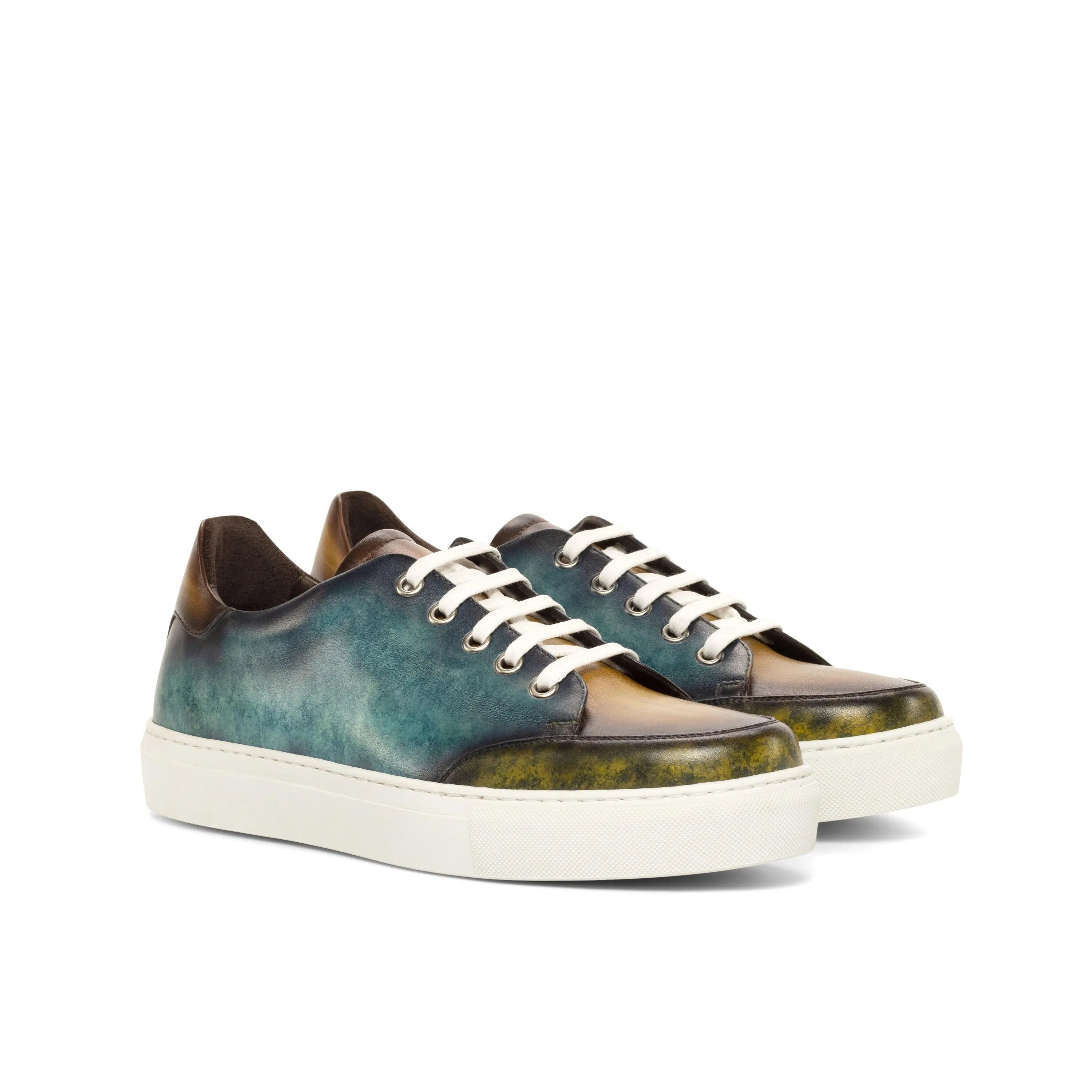 Jullia ladies patina tennis sneaker in leather low-top style