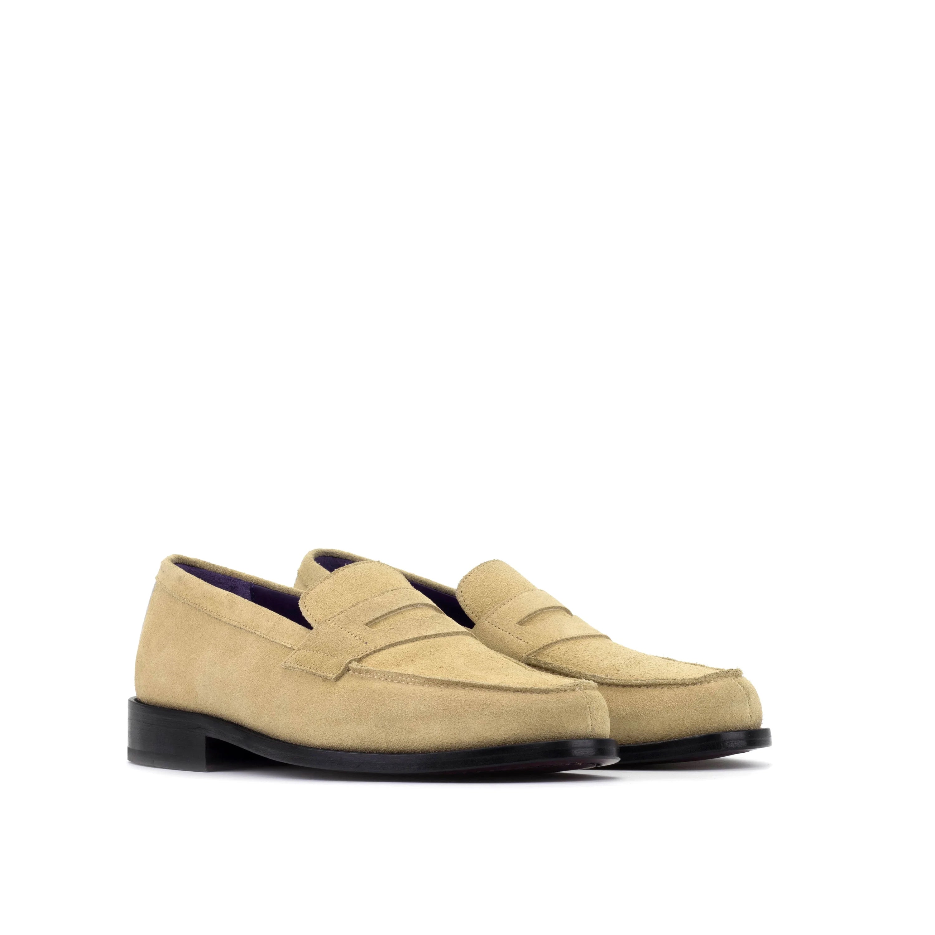 Kilzo penny loafers II in beige suede with black rubber soles