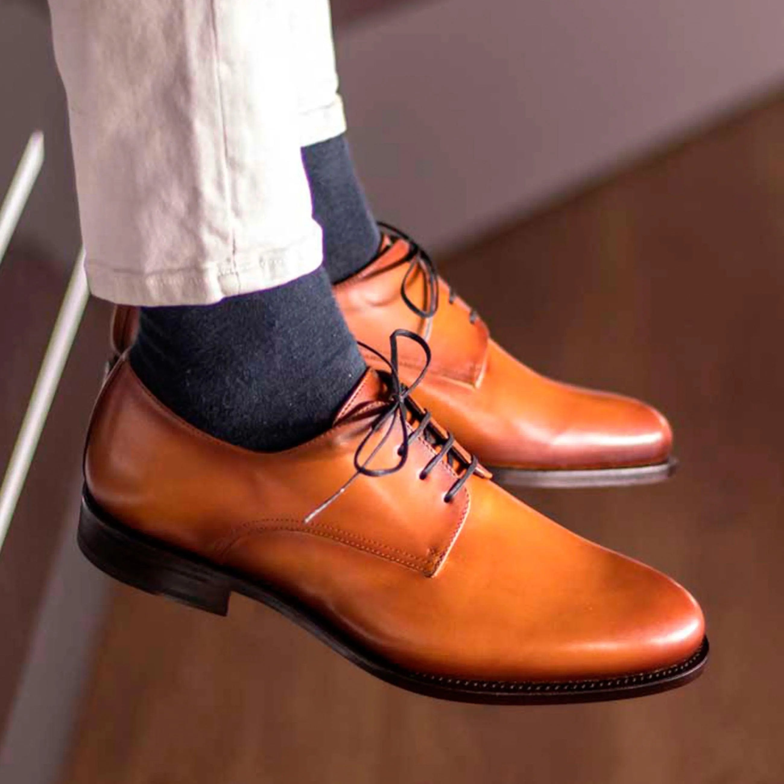 Tan Pinardo Derby shoes in fast lane tan leather